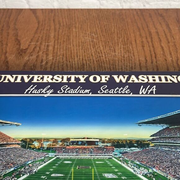University of Washington, Husky Stadium, Seattle Washington 1000 piece puzzle - Picture 7 of 7